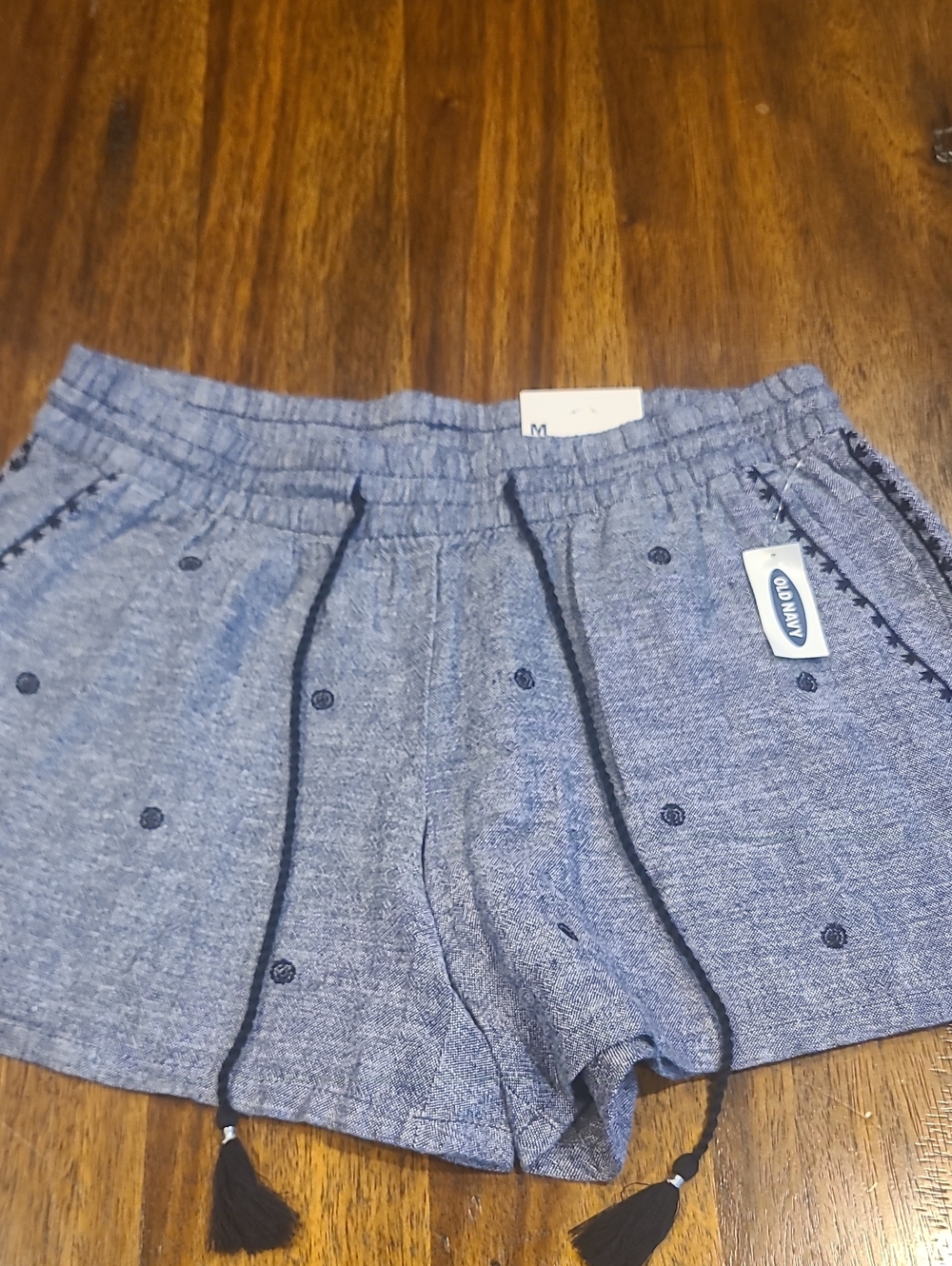 Old Navy blue chambray soft shorts Womens Med. New